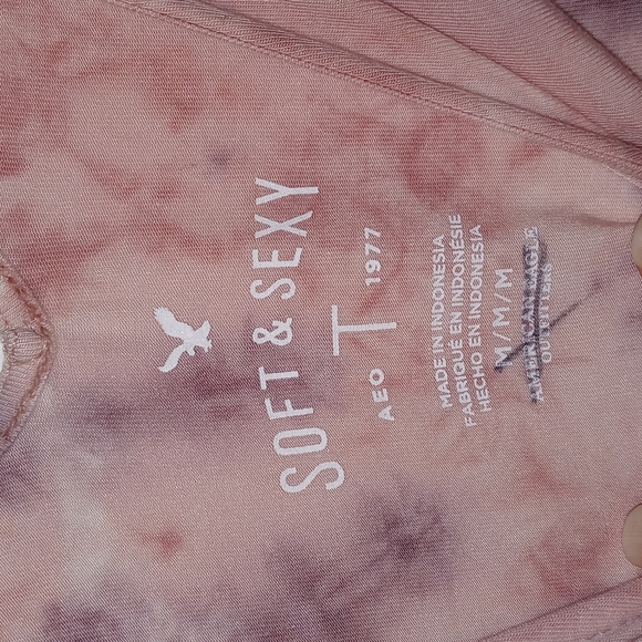 American Eagle Tie Dye Cold Shoulder Top - Picture 4 of 7